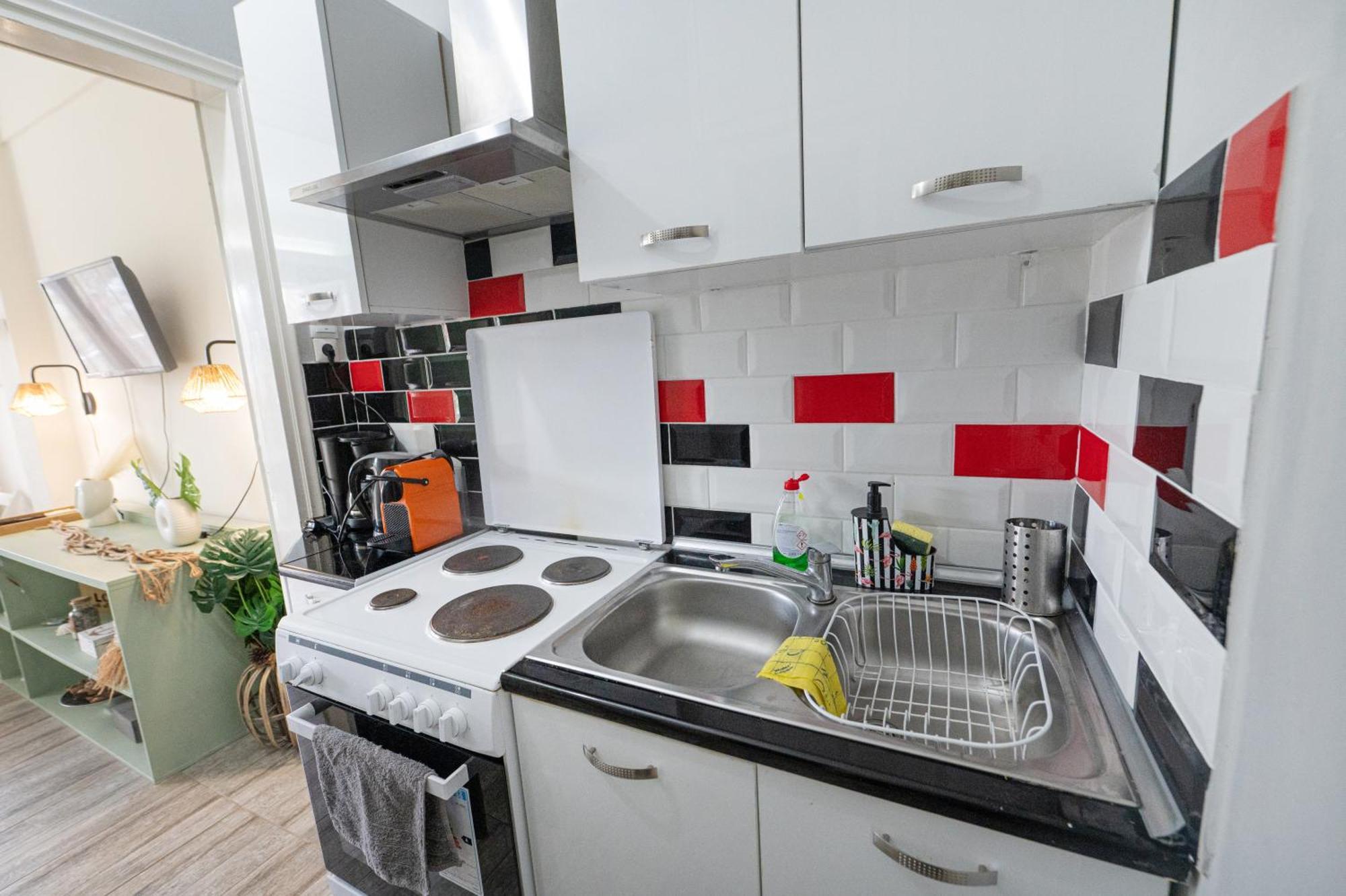 Serenity Yard Apartment Poros Town Bagian luar foto